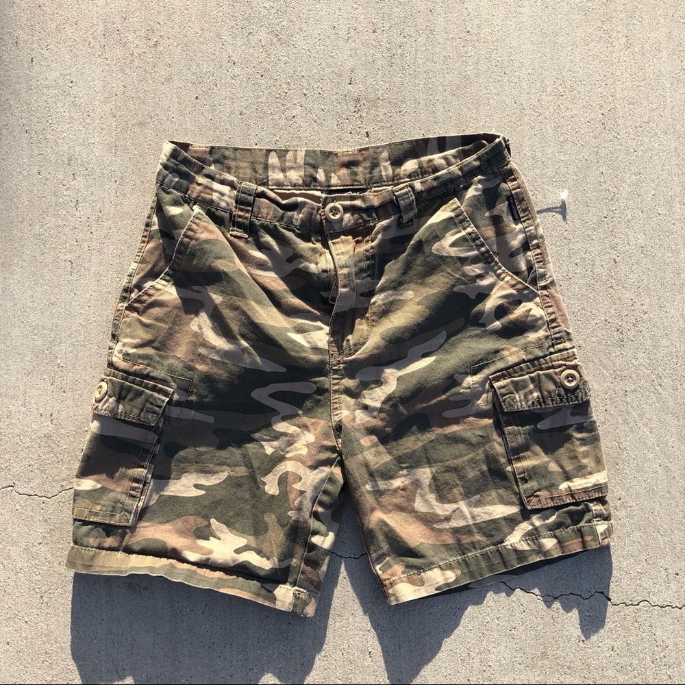 Ring of Fire boy's cargo shorts - size 10